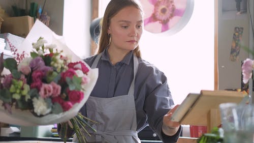 有关雇员, 女人, 小本生意的免费素材视频