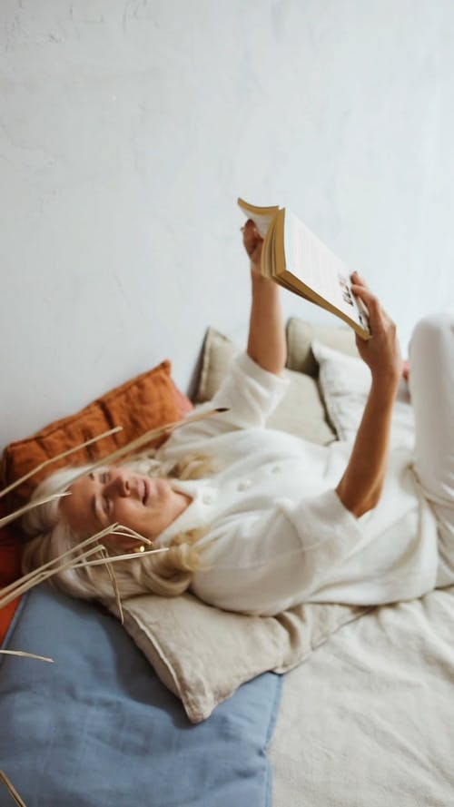 有关休闲, 优雅, 卧室背景的免费素材视频