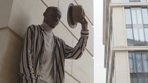 有关人, 从下面, 低角度拍摄的免费素材视频