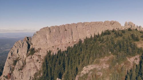 有关天性, 山, 从上面的免费素材视频