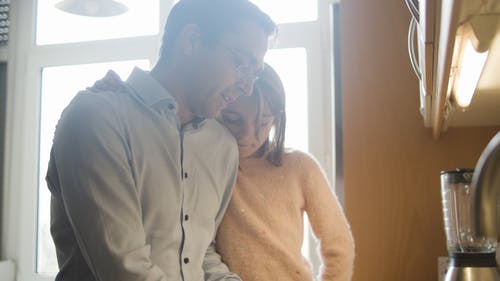 有关一起, 倚, 在家的免费素材视频