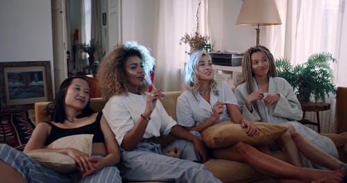 有关一起, 友谊, 吃的免费素材视频