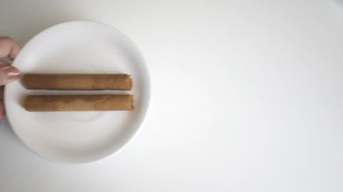 有关小吃, 手, 特写的免费素材视频