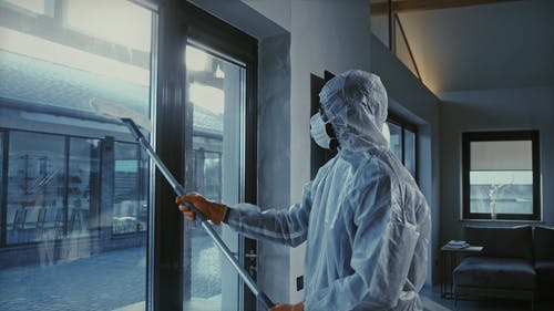 有关人, 冠状病毒, 制服的免费素材视频