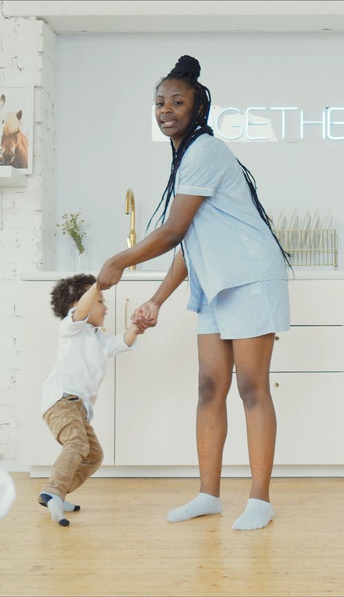 有关＃室内, 一起, 人的免费素材视频