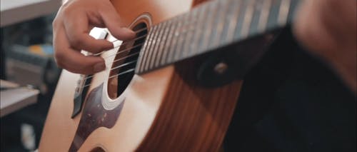 有关原声吉他, 吉他手, 弹吉他的免费素材视频