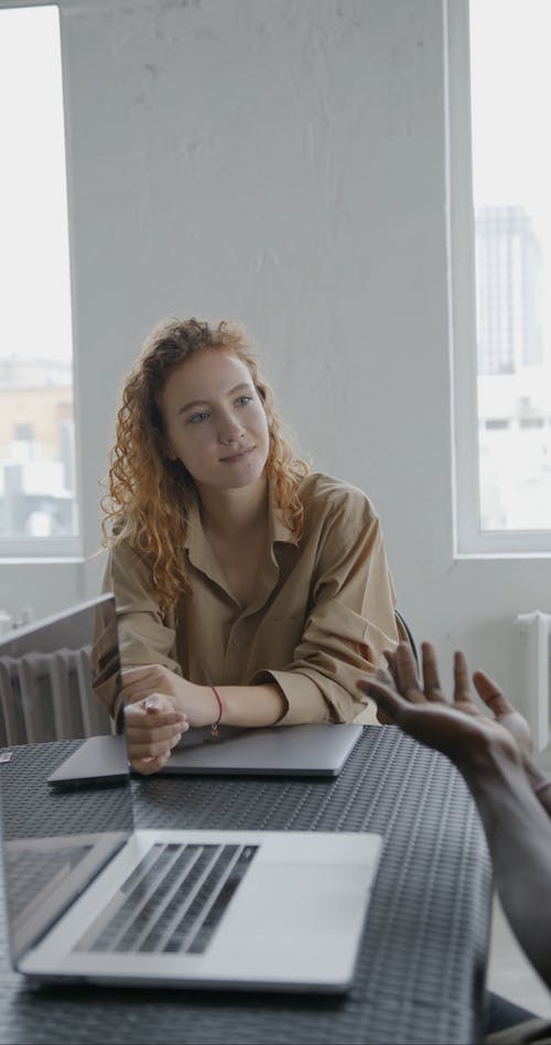 有关中性色, 功课, 同事的免费素材视频