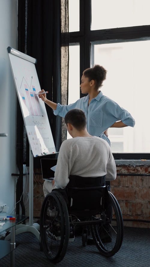 有关3C用品, 人, 商业的免费素材视频