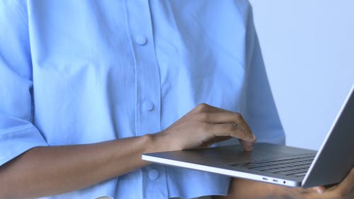 有关3C用品, 不露面, 人的免费素材视频