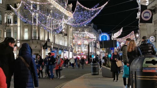 有关伦敦, 在晚上, 垃圾箱的免费素材视频