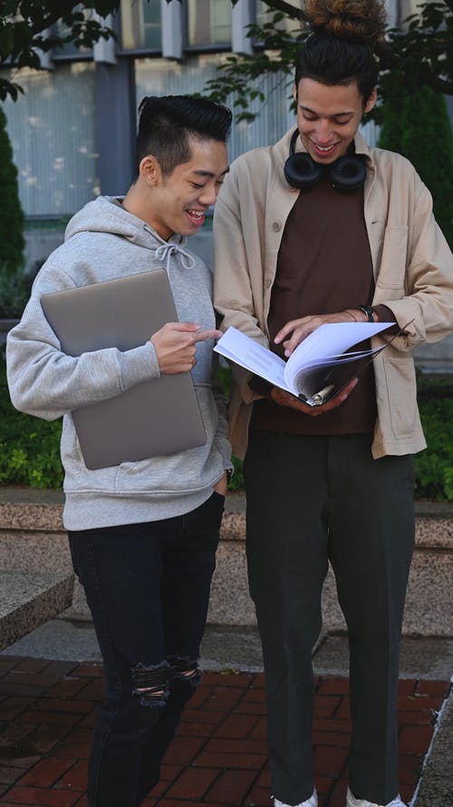 有关垂直视频, 工厂, 户外的免费素材视频