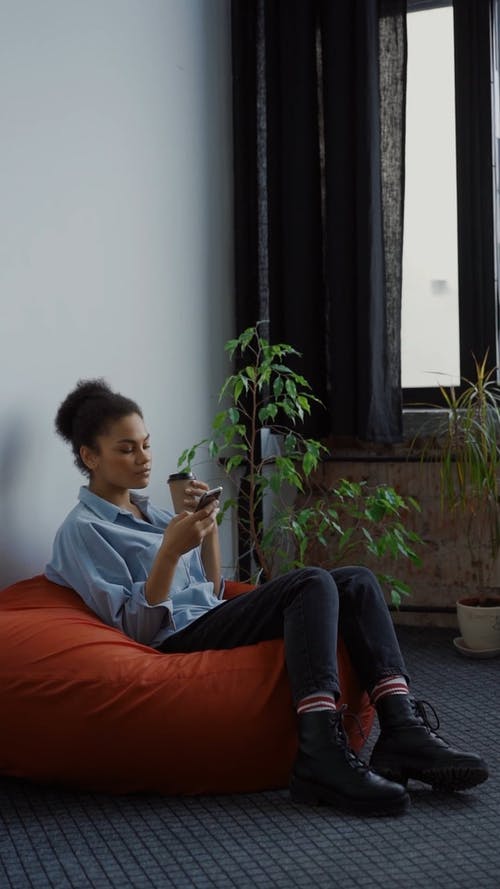 有关一次性杯子, 呷, 咖啡的免费素材视频