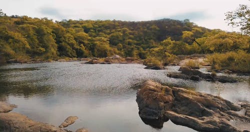 有关天性, 岩石, 从上面的免费素材视频