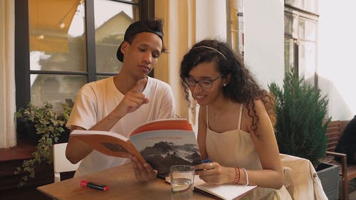 有关@户外, 一杯水, 一起的免费素材视频