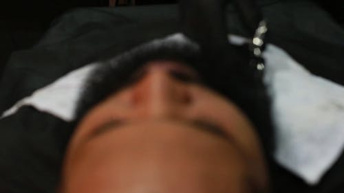 有关乳胶手套, 人, 修剪的免费素材视频