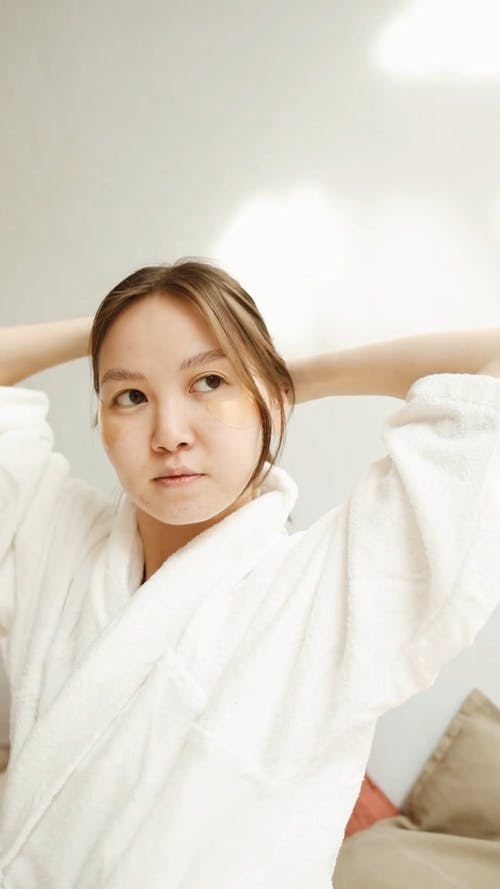 有关垂直视频, 打领带, 浴衣的免费素材视频