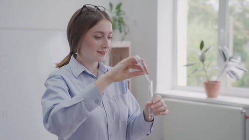 有关儿童, 公告板, 化学的免费素材视频