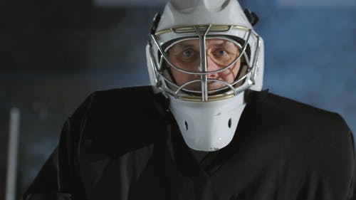 有关人, 保护, 冬季运动的免费素材视频