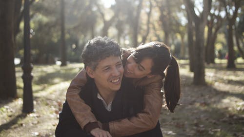 有关一对, 人, 公园的免费素材视频