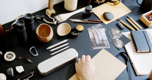 有关人, 创造力, 坐的免费素材视频