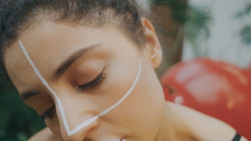 有关上漆的, 化妆, 向上看的免费素材视频