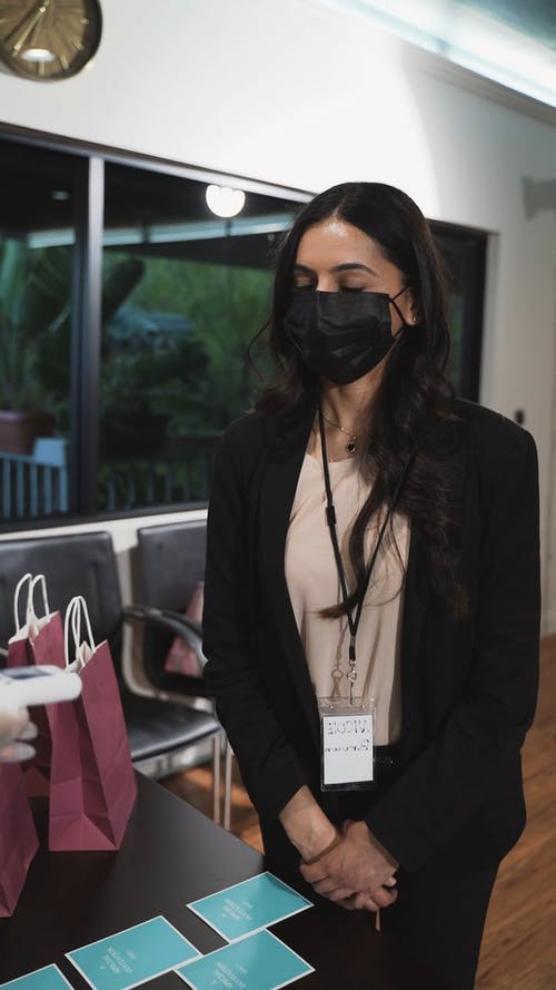 有关ルバメディカ, 垂直视频, 女人的免费素材视频