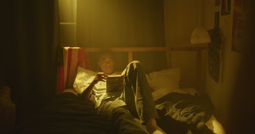 有关亲戚们, 兄弟, 女人的免费素材视频