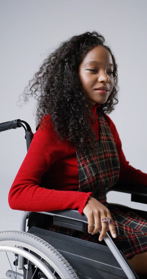 有关人, 修理头发, 垂直视频的免费素材视频