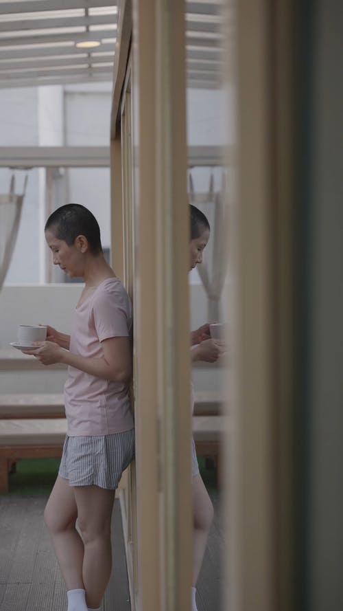 有关倚, 反射, 咖啡的免费素材视频