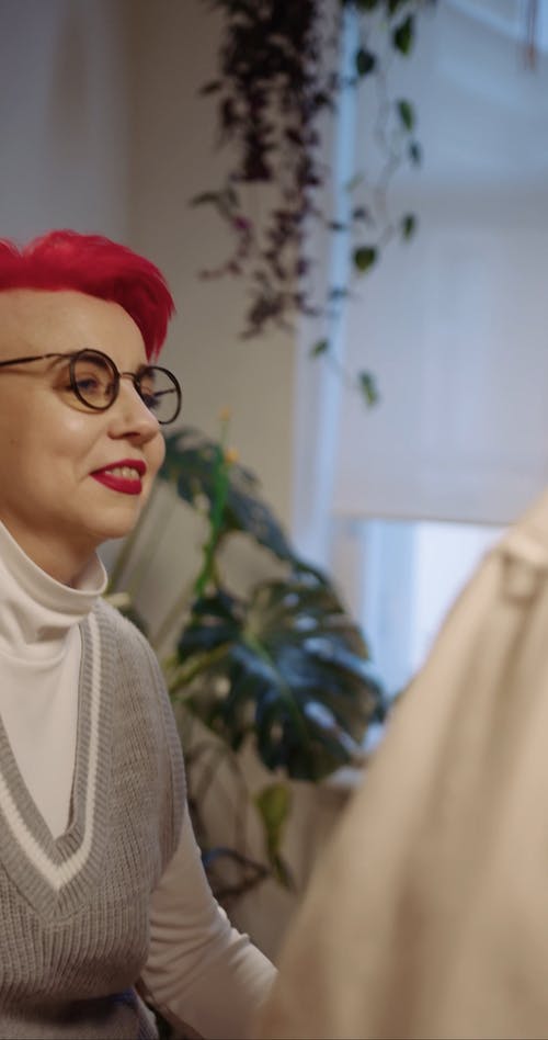 有关一对, 享受, 垂直视频的免费素材视频