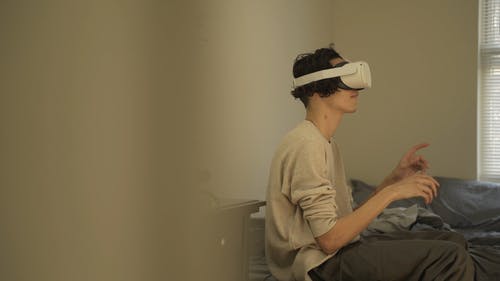 有关3C用品, vr耳机, 人的免费素材视频