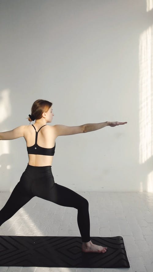 有关伸展, 修道者, 健身的免费素材视频