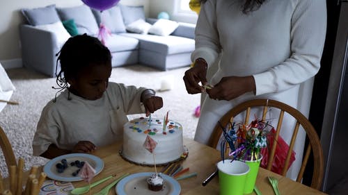 有关儿童, 在家, 年轻的免费素材视频