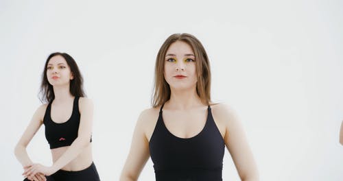 有关一起, 伸展, 女性的免费素材视频