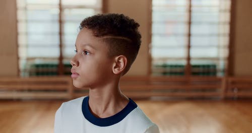 有关儿童, 室内, 年轻的免费素材视频