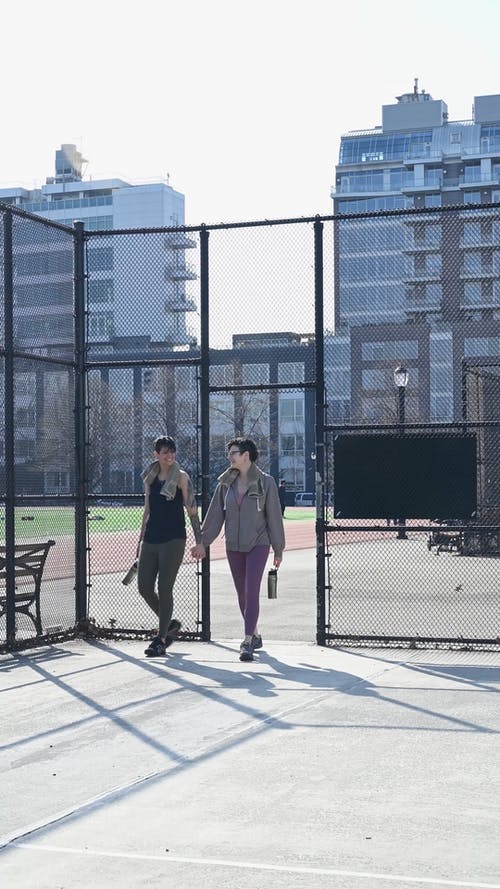 有关LGBT-H, 一对, 垂直视频的免费素材视频
