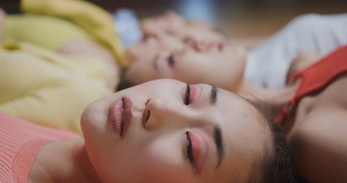 有关化妆, 向上看, 年轻的免费素材视频