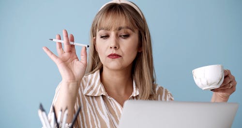 有关雇员, 刘海, 原子笔的免费素材视频