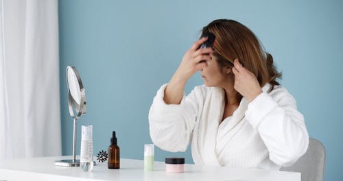 有关修剪指甲, 刷牙, 在家的免费素材视频