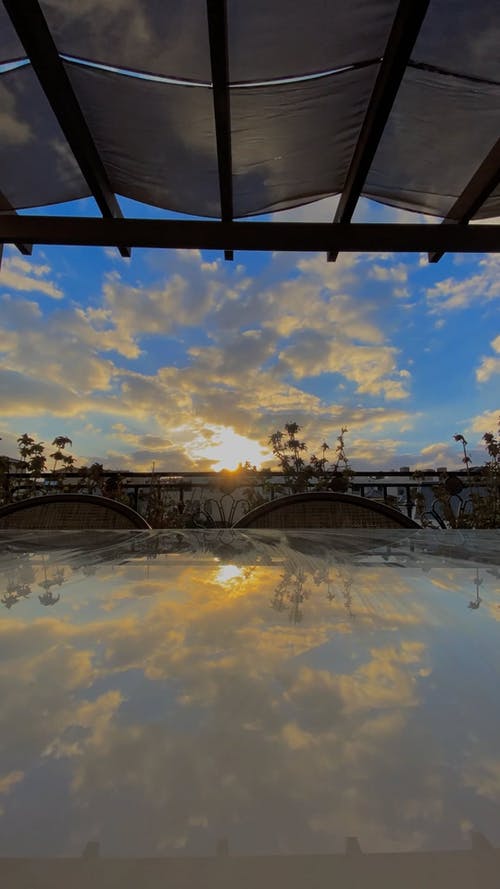 有关喜怒无常的天空, 垂直视频, 天空的免费素材视频