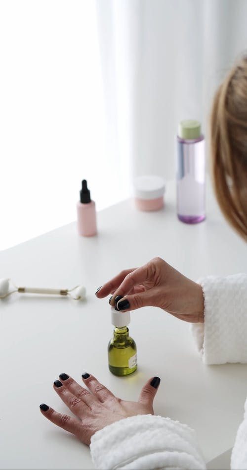 有关刷子, 创造力, 垂直视频的免费素材视频