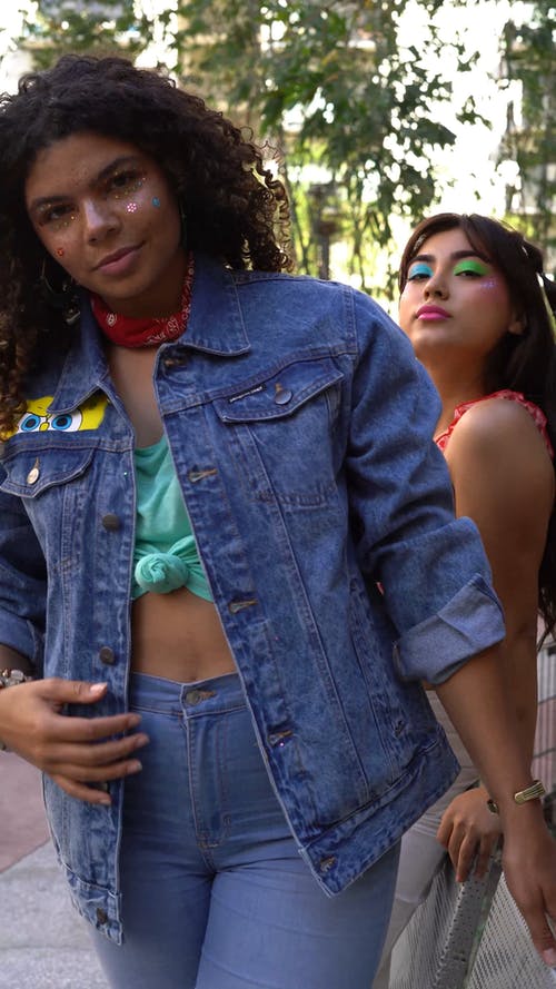 有关一起, 化妆, 垂直视频的免费素材视频