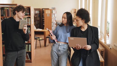 有关合作, 图书, 图书馆的免费素材视频