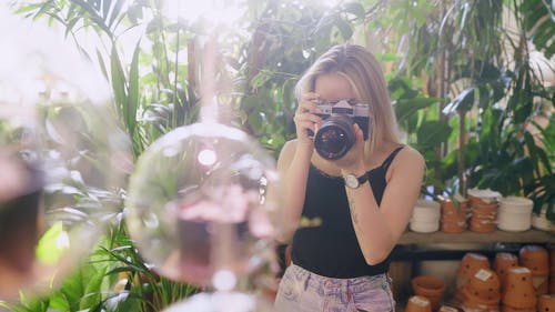 有关商店, 单反相机, 女人的免费素材视频