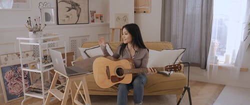 有关3C用品, 吉他, 在家的免费素材视频