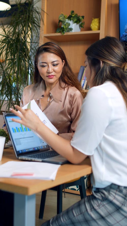 有关事业, 团队合作, 垂直视频的免费素材视频