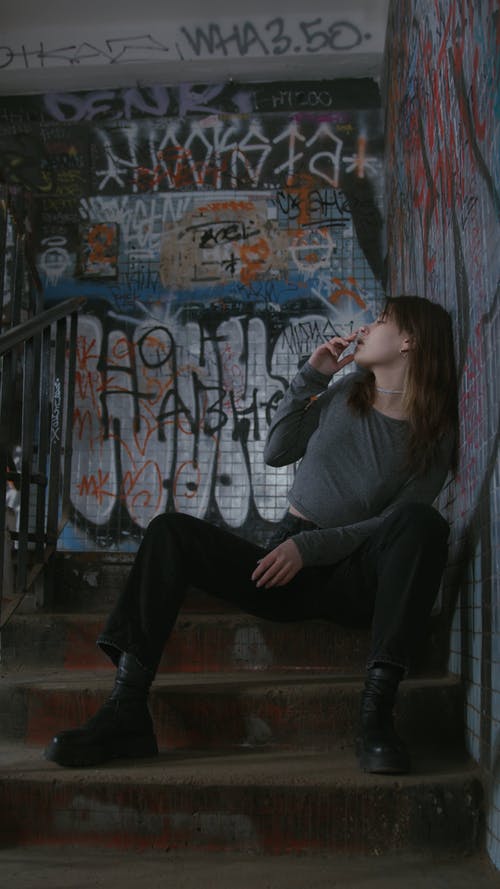 有关低角度拍摄, 垂直视频, 大麻的免费素材视频