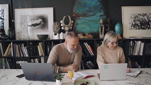 有关一起, 人, 在家学习的免费素材视频