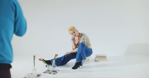 有关休闲, 化妆, 图书的免费素材视频