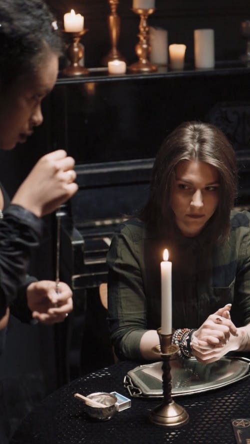 有关坐, 垂直视频, 多样化的免费素材视频